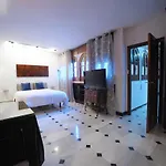 Bed & Breakfast San Basilio's Red House Córdoba