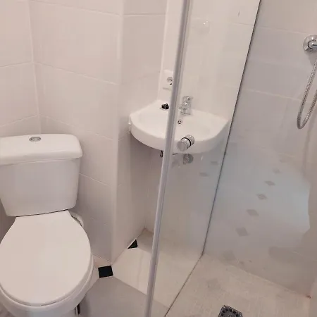 San Basilio's Red House Отель типа 