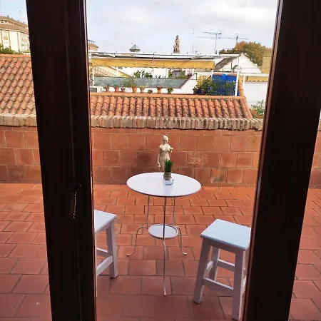 Bed & Breakfast San Basilio's Red House *