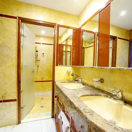 San Basilio's Red House Bed & Breakfast