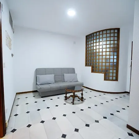 San Basilio's Red House 3* Córdoba