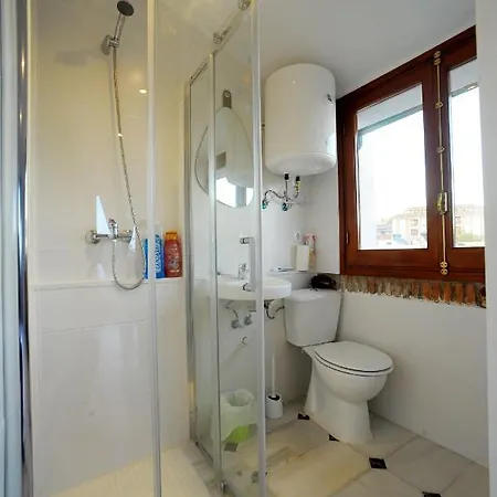 Bed & Breakfast San Basilio's Red House