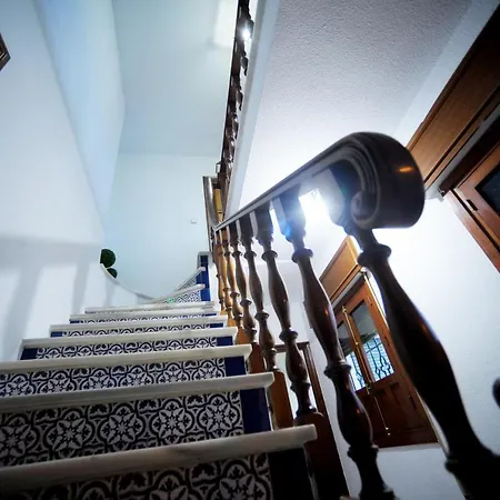 San Basilio's Red House 3* Córdoba