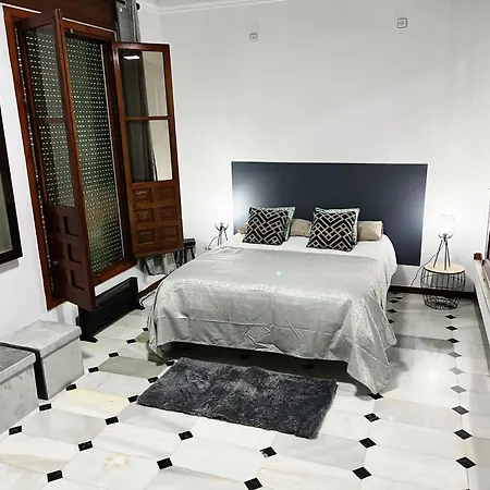 San Basilio's Red House 3* Κόρδοβα