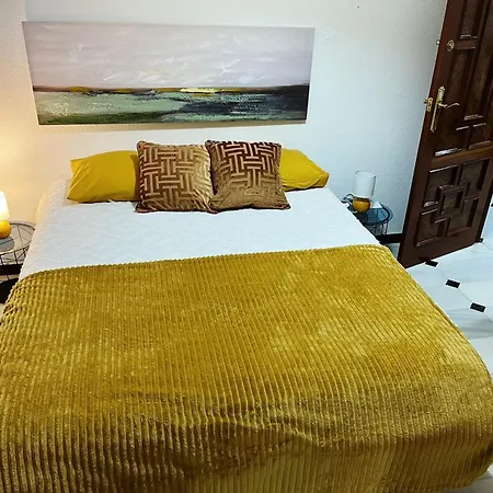 San Basilio's Red House Bed & Breakfast 3*