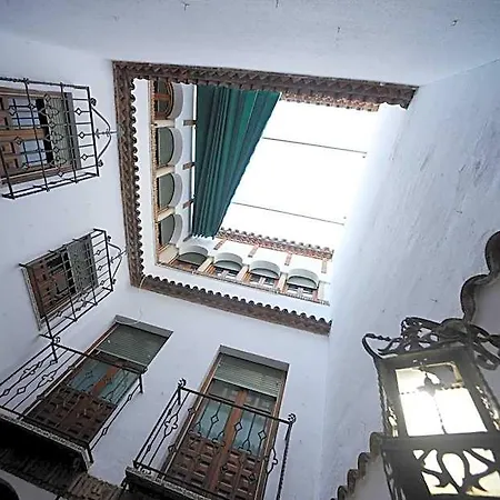 San Basilio's Red House Frühstückspension Córdoba