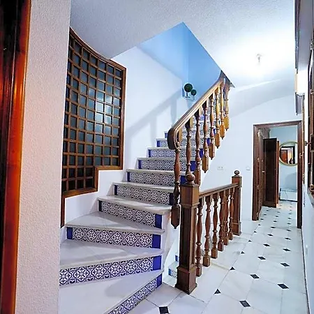 San Basilio's Red House Frühstückspension Córdoba