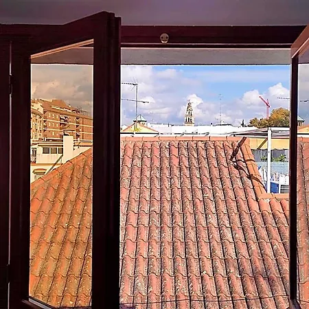 San Basilio's Red House Frühstückspension 3*