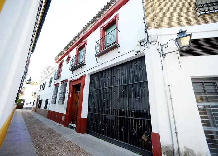 住宿加早餐酒店 San Basilio's Red House 3*