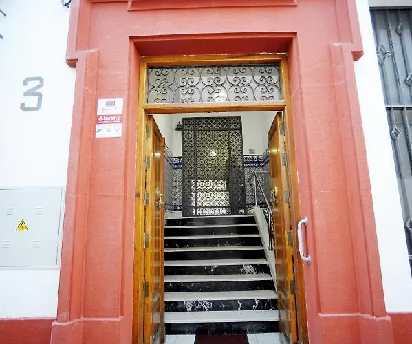 San Basilio's Red House 住宿加早餐酒店 3*