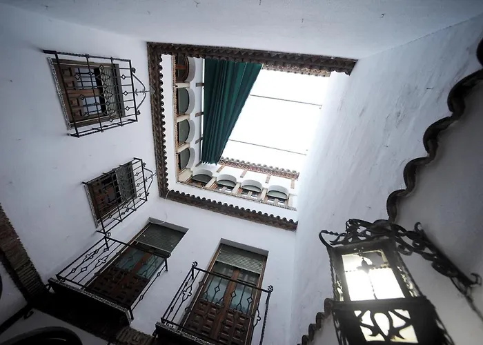 Bed & Breakfast San Basilio's Red House Córdoba