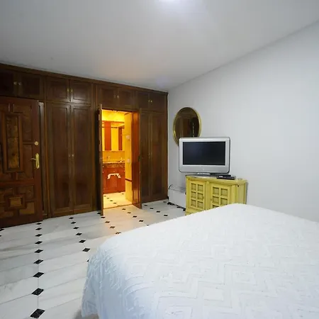 Panzió San Basilio's Red House 3*