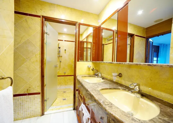 San Basilio's Red House Готель типу 