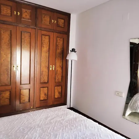 Alojamento de Acomodação e Pequeno-almoço San Basilio's Red House Córdova