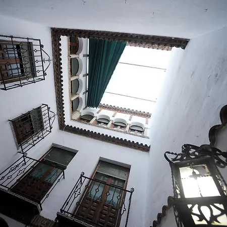 Bed & Breakfast San Basilio's Red House Cordoba