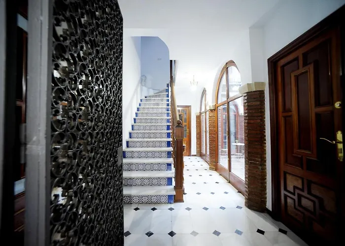 San Basilio's Red House 3* Кордова